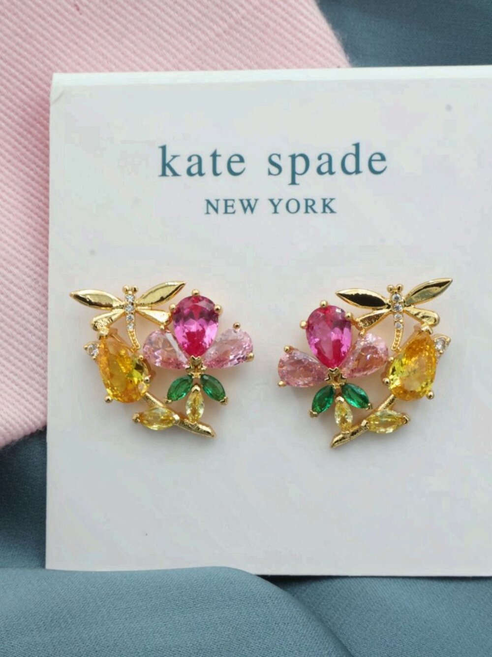 Kate Spade Greenhouse Gold Floral Cluster Stud Earrings NEW Perfect condition